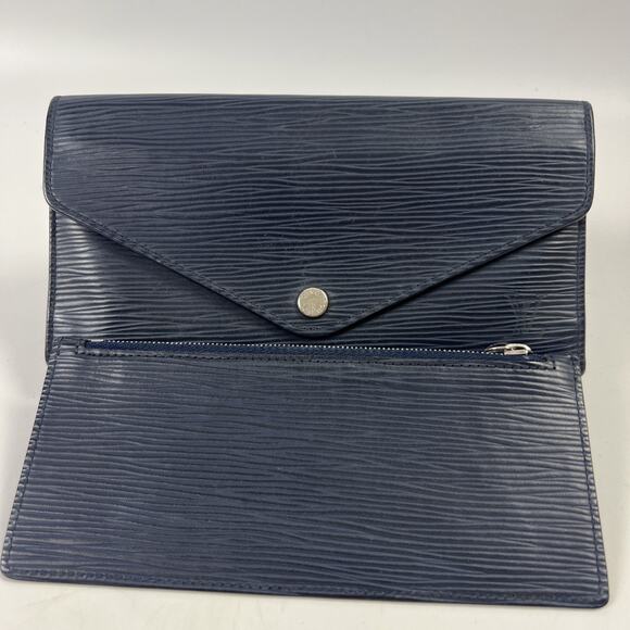 Louis Vuitton (LV) Epi Sarah Wallet NM Blue Marine Indigo w/insert - Picture 1 of 9